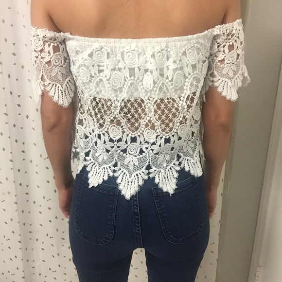 Off the shoulder lace top - Picture 4 of 4